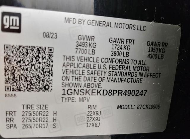Photo of 2023 Black Chevrolet Suburban