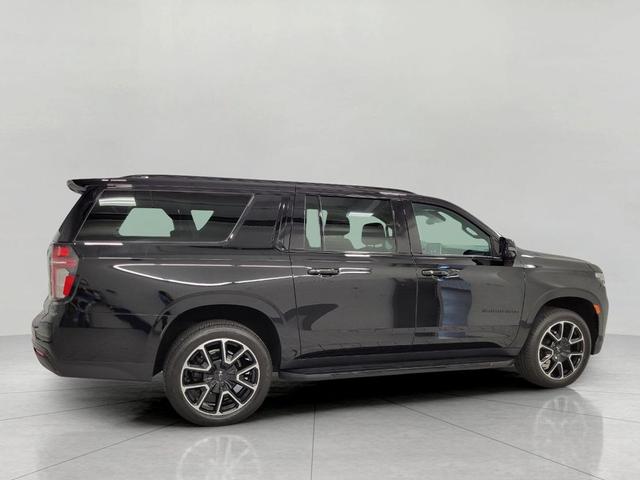 Photo of 2023 Black Chevrolet Suburban