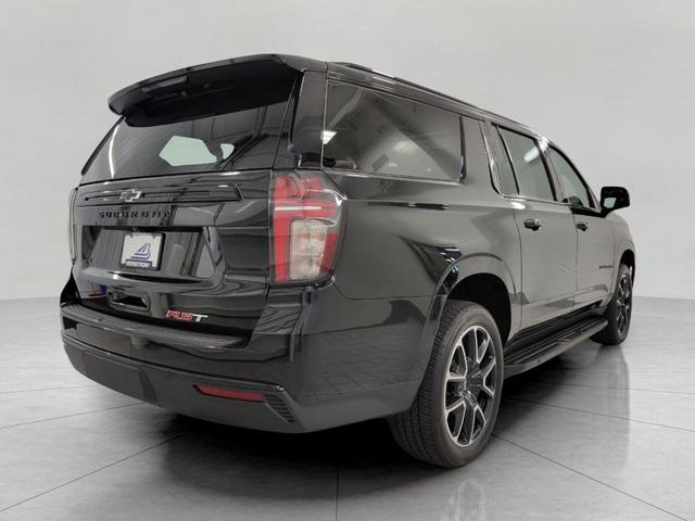 Photo of 2023 Black Chevrolet Suburban