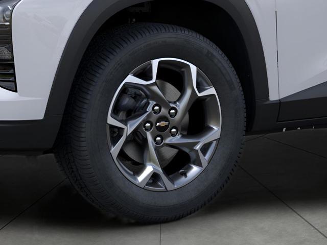 Photo of 2025 Summit White Chevrolet Trax