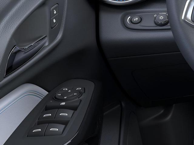 Photo of 2025 Summit White Chevrolet Trax