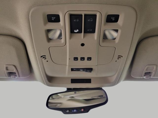 Photo of 2015 WHITE Chevrolet Malibu