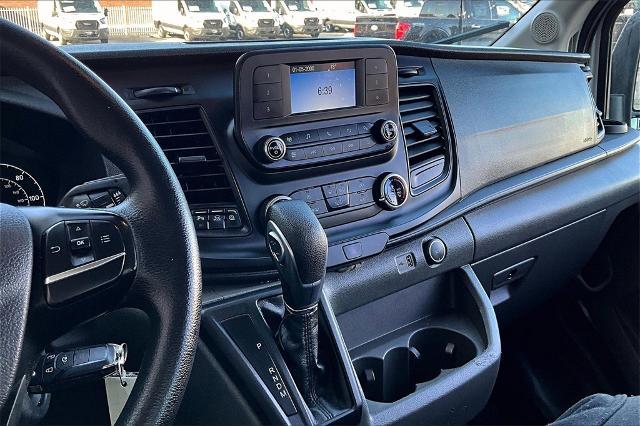 Photo of 2022 OXFORD WHITE Ford Transit-350