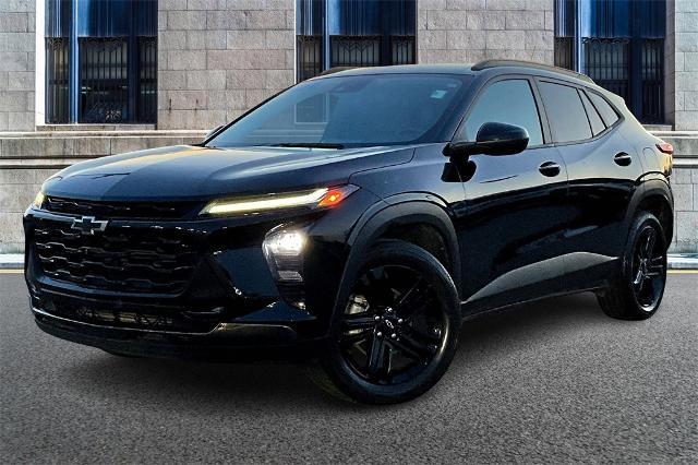 Photo of 2024 Black Chevrolet Trax