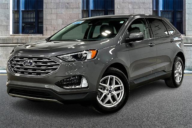 Photo of 2022 CARBONIZED GRAY Ford Edge