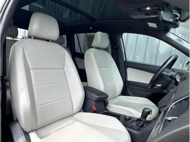 Photo of 2021 Platinum Gray Metallic Volkswagen Tiguan