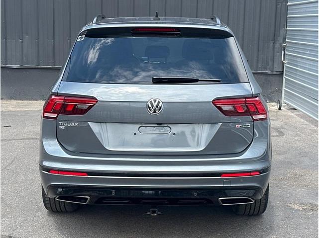 Photo of 2021 Platinum Gray Metallic Volkswagen Tiguan