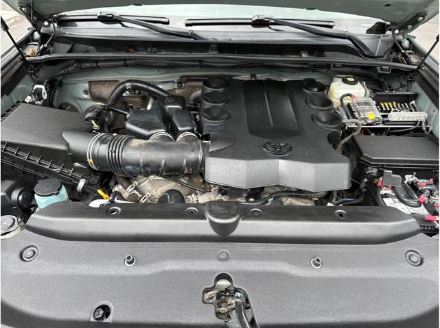 Photo of 2021 Green Toyota 4Runner