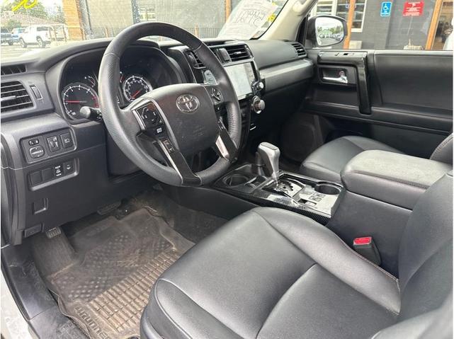Photo of 2022 White Toyota 4Runner
