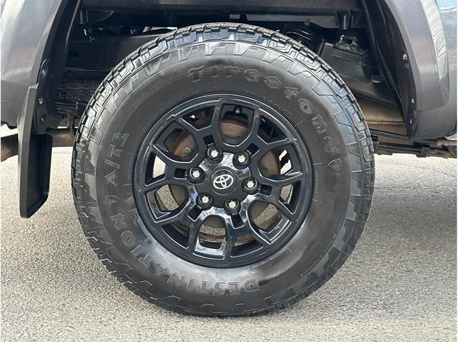 Photo of 2022 Gray Toyota Tacoma
