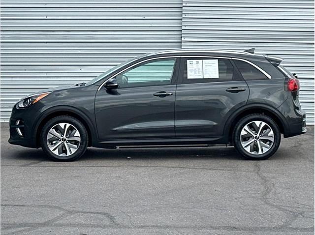 Photo of 2022 Gray Kia Niro EV