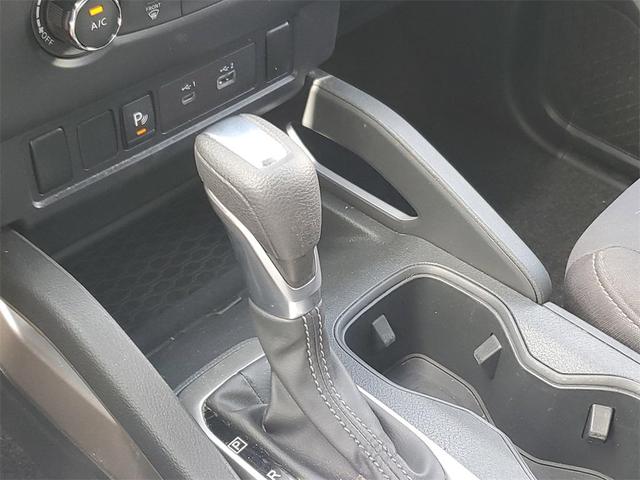 Photo of 2022 Black Nissan Frontier