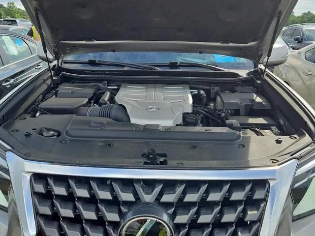 Photo of 2021 Gray Lexus GX 460