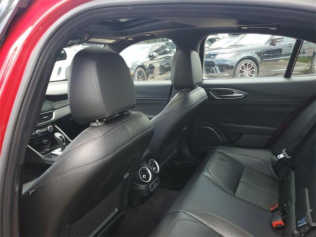 Photo of 2023 Rosso Alfa Romeo Giulia