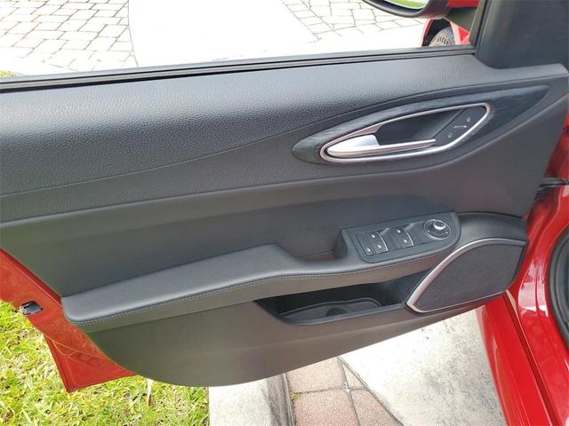 Photo of 2023 Rosso Alfa Romeo Giulia