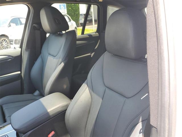 Photo of 2021 Alpine White BMW X3