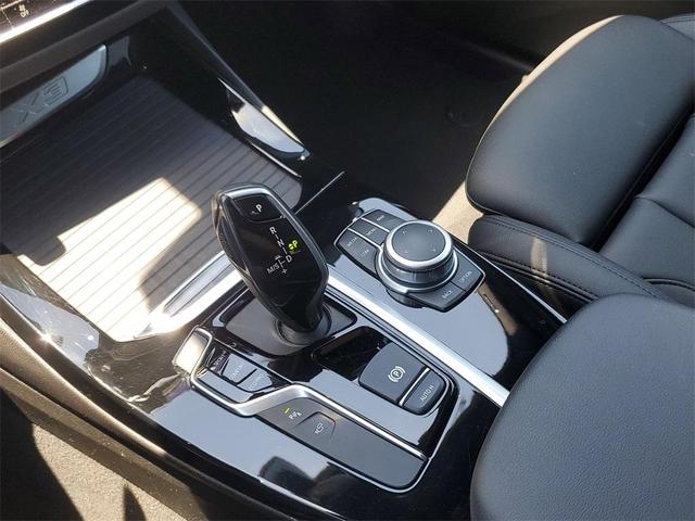 Photo of 2021 Alpine White BMW X3