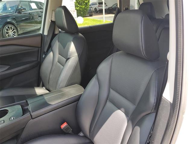 Photo of 2021 Brilliant Silver Metallic Nissan Rogue