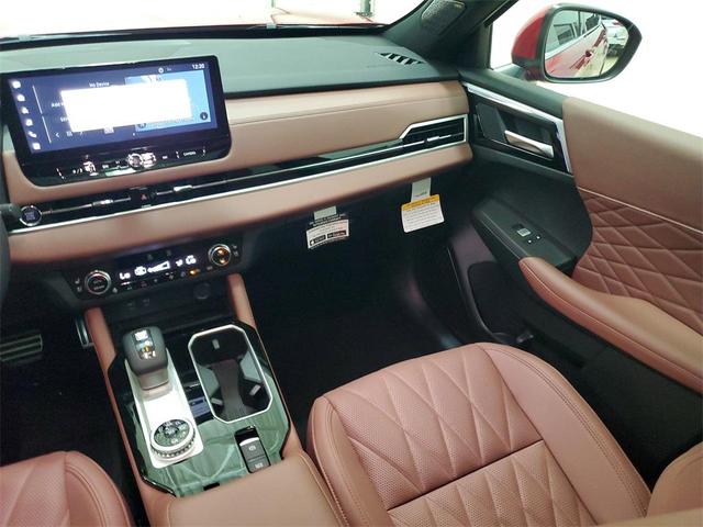 Photo of 2025 Diamond Red Mitsubishi Outlander