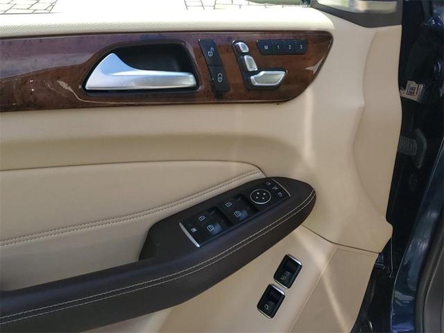 Photo of 2019 Blue Mercedes-Benz GLS 450