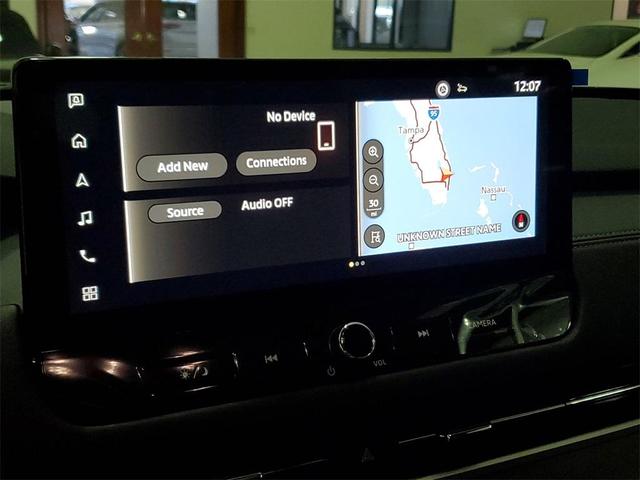 Photo of 2025 Alloy Silver Metallic Mitsubishi Outlander