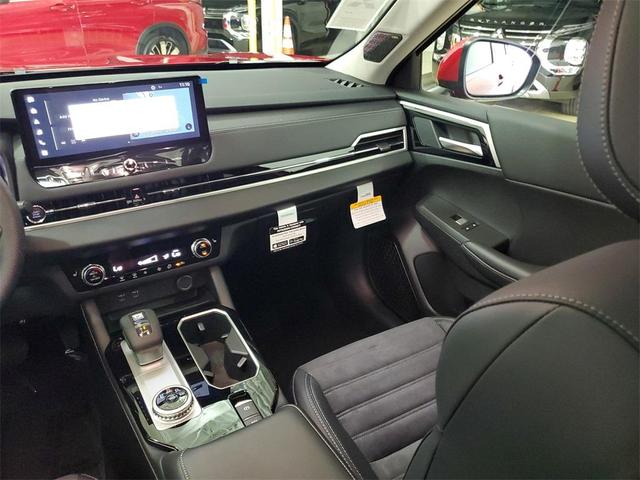 Photo of 2025 Diamond Red Mitsubishi Outlander