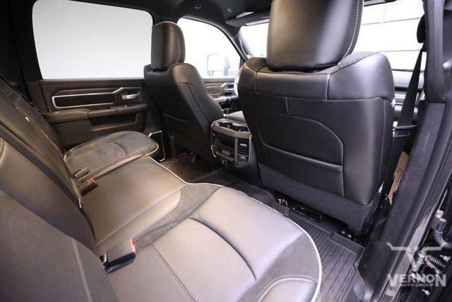 Photo of 2025 Granite Crystal Metallic Clearcoat RAM 3500