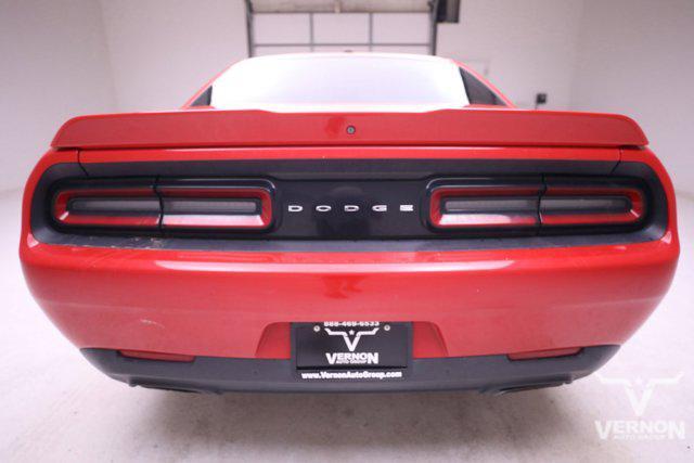 Photo of 2019 Torred Clearcoat Dodge Challenger