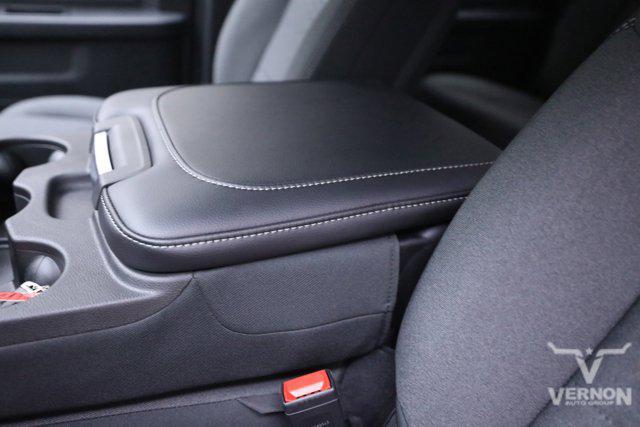 Photo of 2025 Bright White Clearcoat RAM 2500
