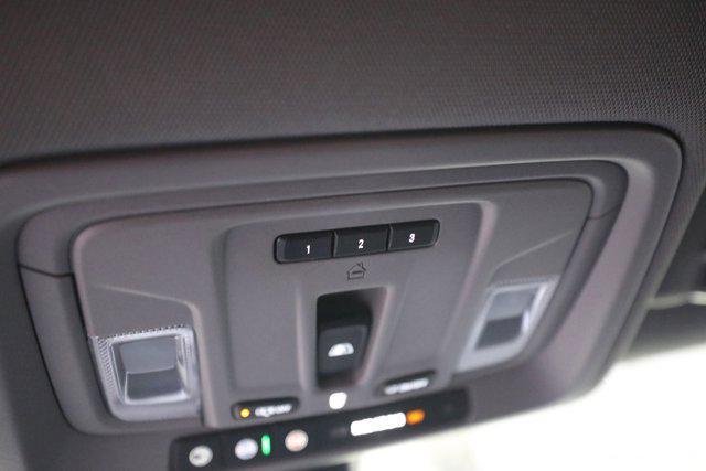 Photo of 2021 Silver Ice Metallic Chevrolet Silverado 1500
