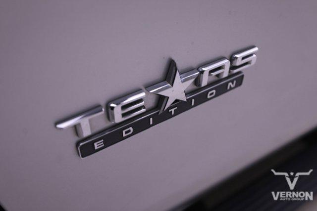 Photo of 2021 Silver Ice Metallic Chevrolet Silverado 1500