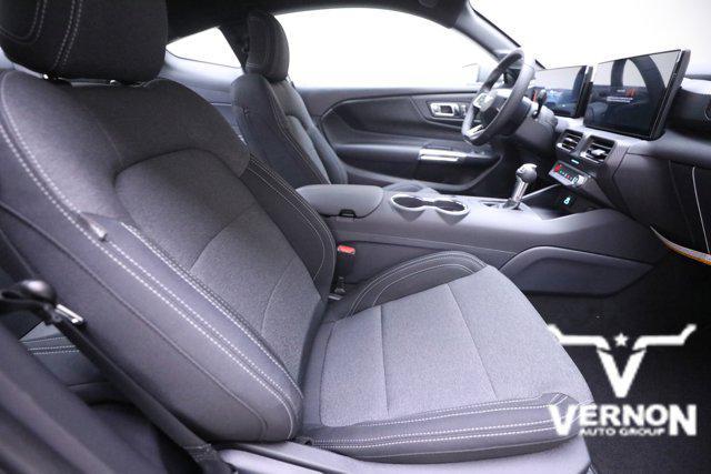 Photo of 2025 Carbonized Gray Metallic Ford Mustang