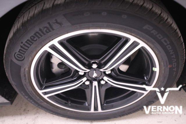 Photo of 2025 Carbonized Gray Metallic Ford Mustang