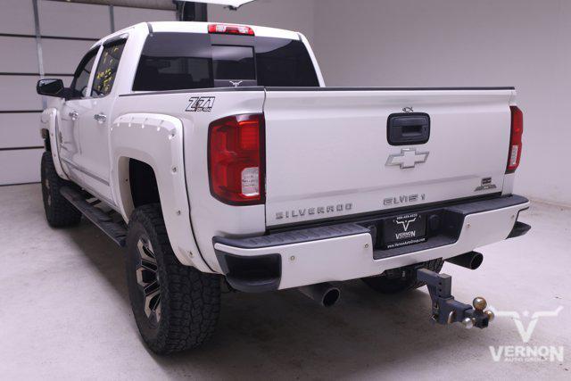Photo of 2017 Iridescent Pearl Tricoat Chevrolet Silverado 1500