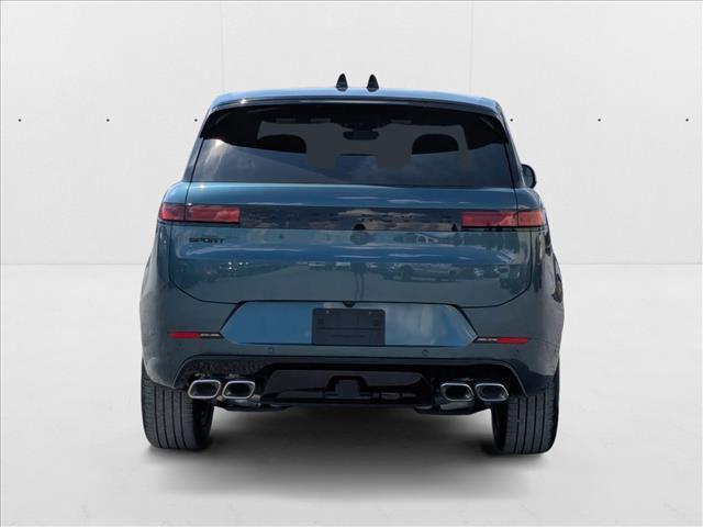 Photo of 2025 Giola Green Metallic Land Rover Range Rover Sport