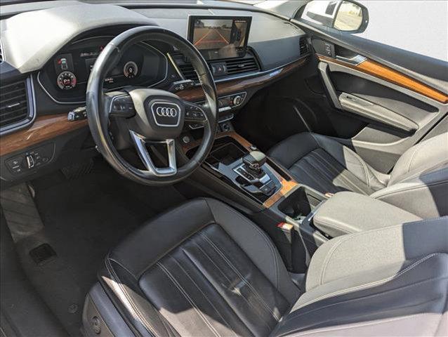 Photo of 2022 White Audi Q5