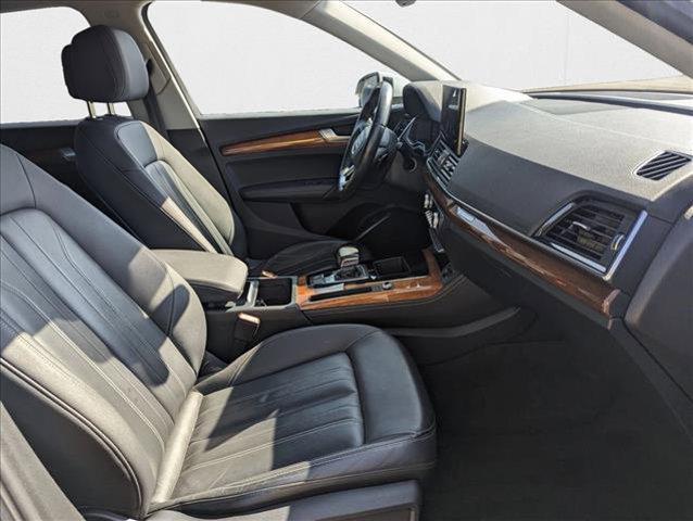 Photo of 2022 White Audi Q5