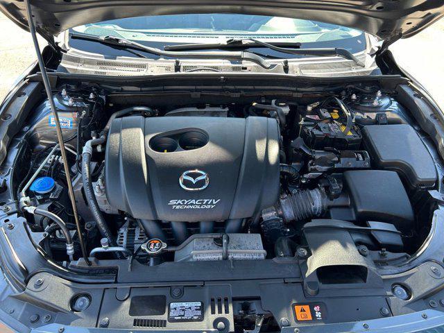 Photo of 2015 Meteor Gray Mica Mazda Mazda3