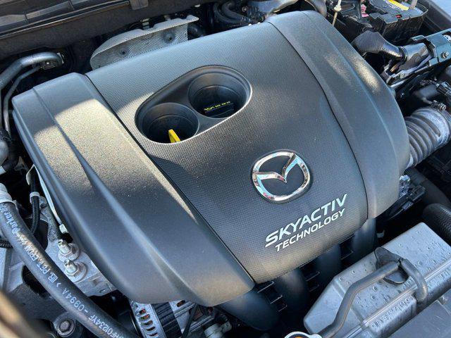 Photo of 2015 Meteor Gray Mica Mazda Mazda3