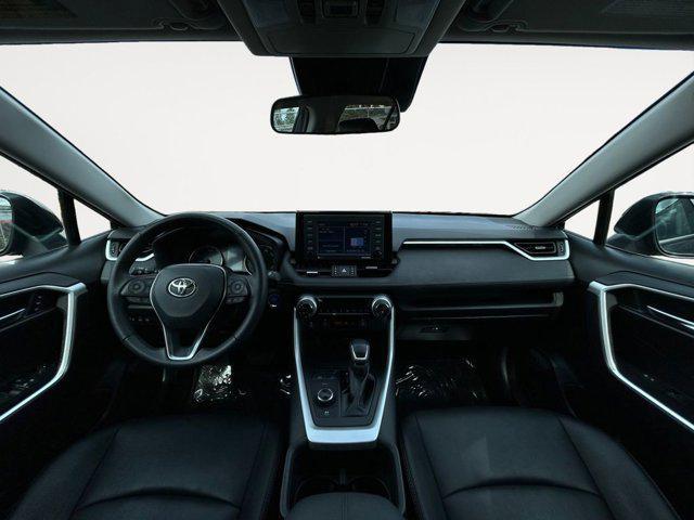 Photo of 2022 Midnight Black Toyota RAV4 Hybrid
