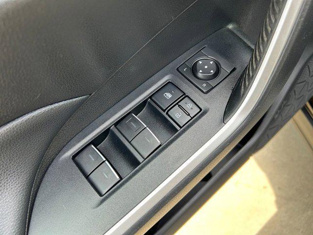 Photo of 2022 Midnight Black Toyota RAV4 Hybrid