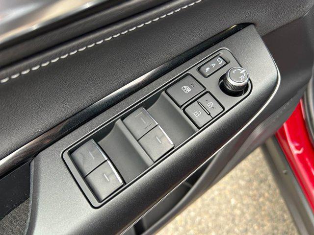 Photo of 2023 Ruby Flare Pearl Toyota Venza