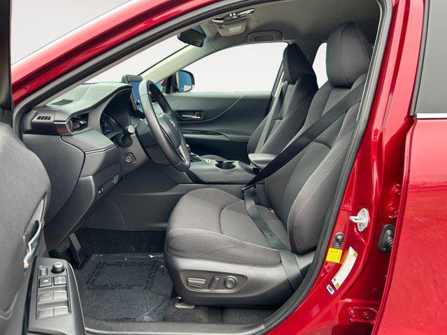 Photo of 2023 Ruby Flare Pearl Toyota Venza