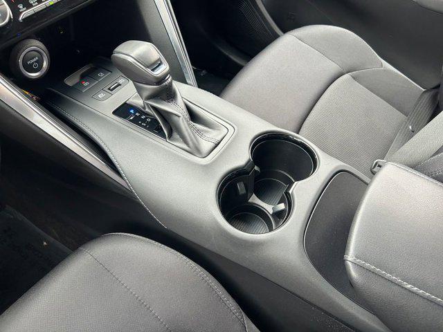 Photo of 2023 Ruby Flare Pearl Toyota Venza