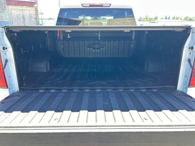 Photo of 2019 Summit White Chevrolet Silverado 1500