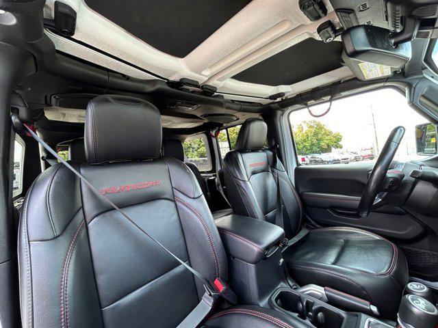 Photo of 2021 Bright White Clearcoat Jeep Wrangler Unlimited