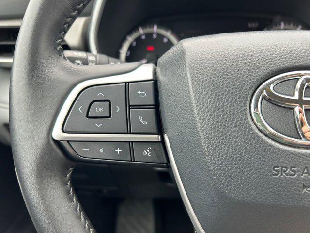 Photo of 2024 Magnetic Gray Toyota Highlander