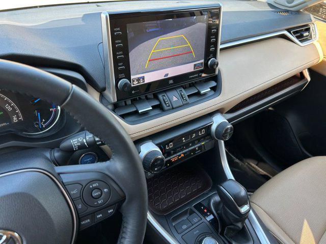 Photo of 2022 Blizzard Pearl Toyota RAV4 Hybrid