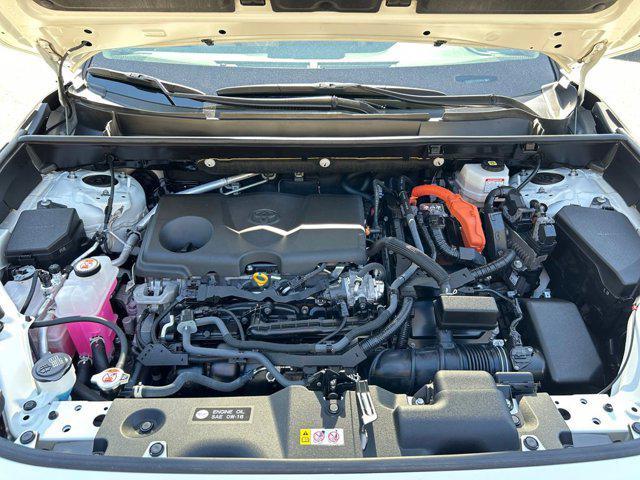 Photo of 2022 Blizzard Pearl Toyota RAV4 Hybrid