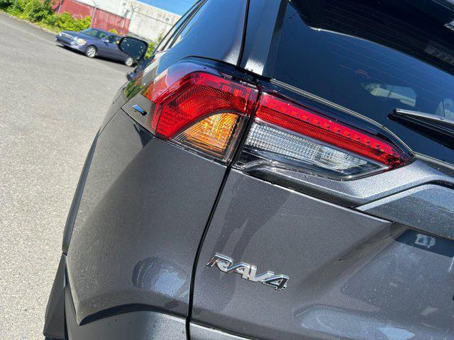 Photo of 2025 Magnetic Gray Metallic Toyota RAV4